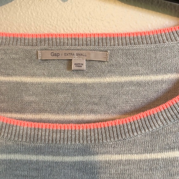 Gap Women’s Striped Sweater - Picture 3 of 5